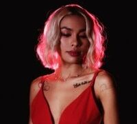 mia-reeves