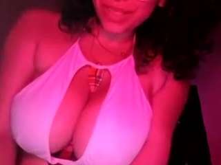 CurlySara