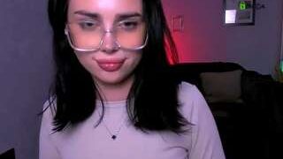 laura-queen