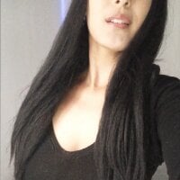 Annie______