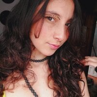_Laary_Lily