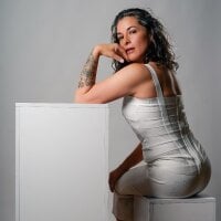linda_cabal