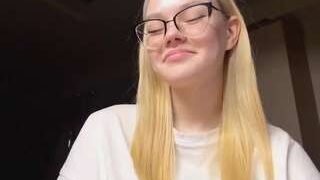 valeriepfifer