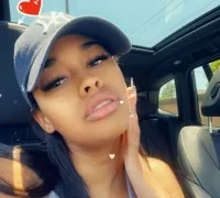 ellla_LA