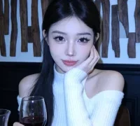 kiki-chloe
