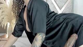 dana-curly