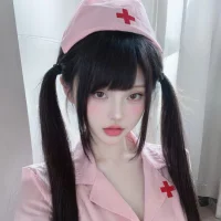 Yr_kitten_333