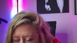 missnaughtyblonde