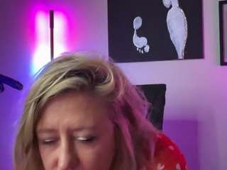 MissNaughtyBlonde