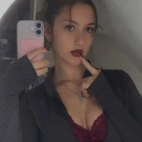 Violet_Velvet